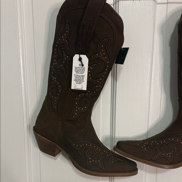 Brown Heeled Boots - Picture 2 of 6
